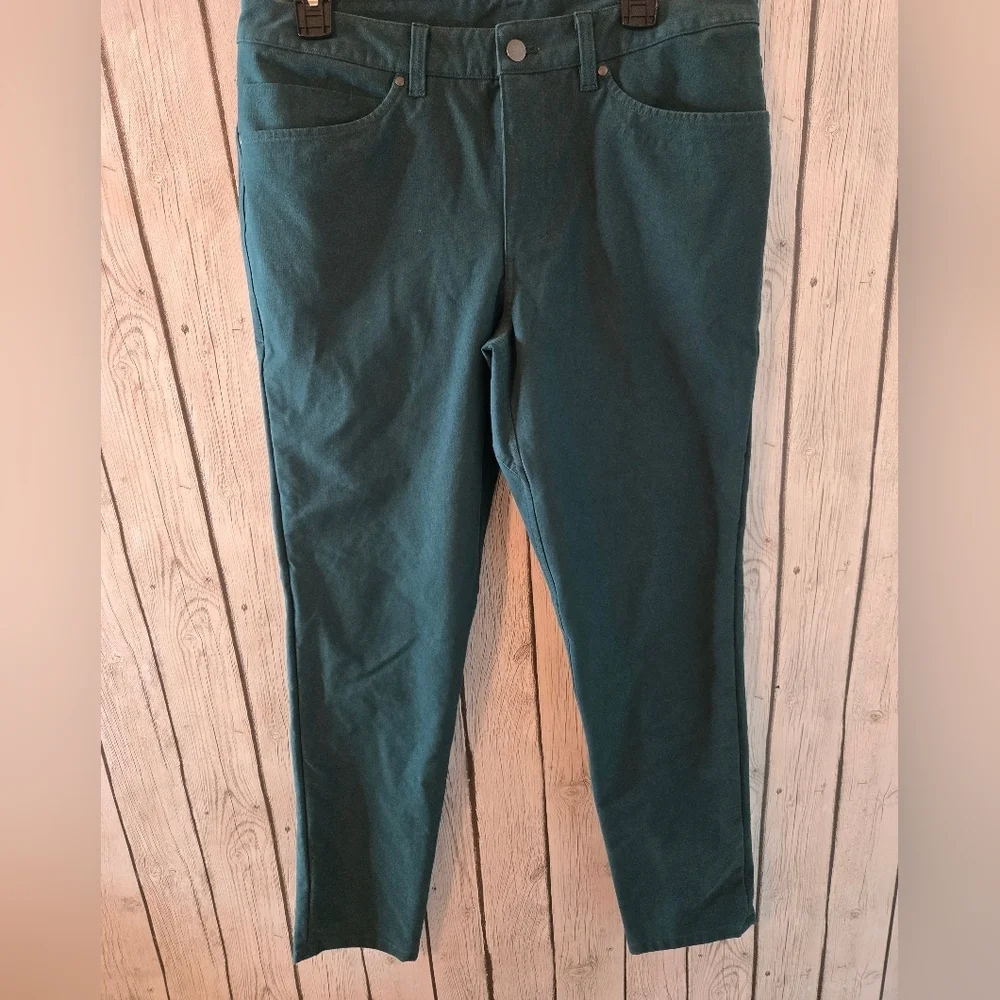 Lululemon Men’s ABC Slim Pant Dark Green Stretch Casual Pants Size 33